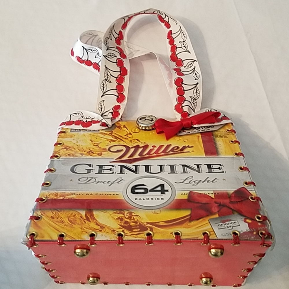 Purse - Picture 3 of 4